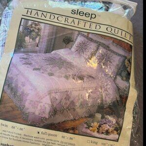 Sleep Hand crafted quilt full/queen